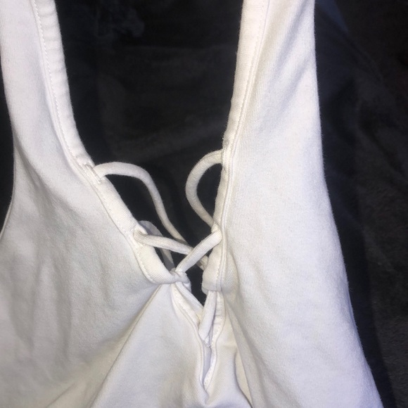 Express Crop Top - Picture 3 of 3